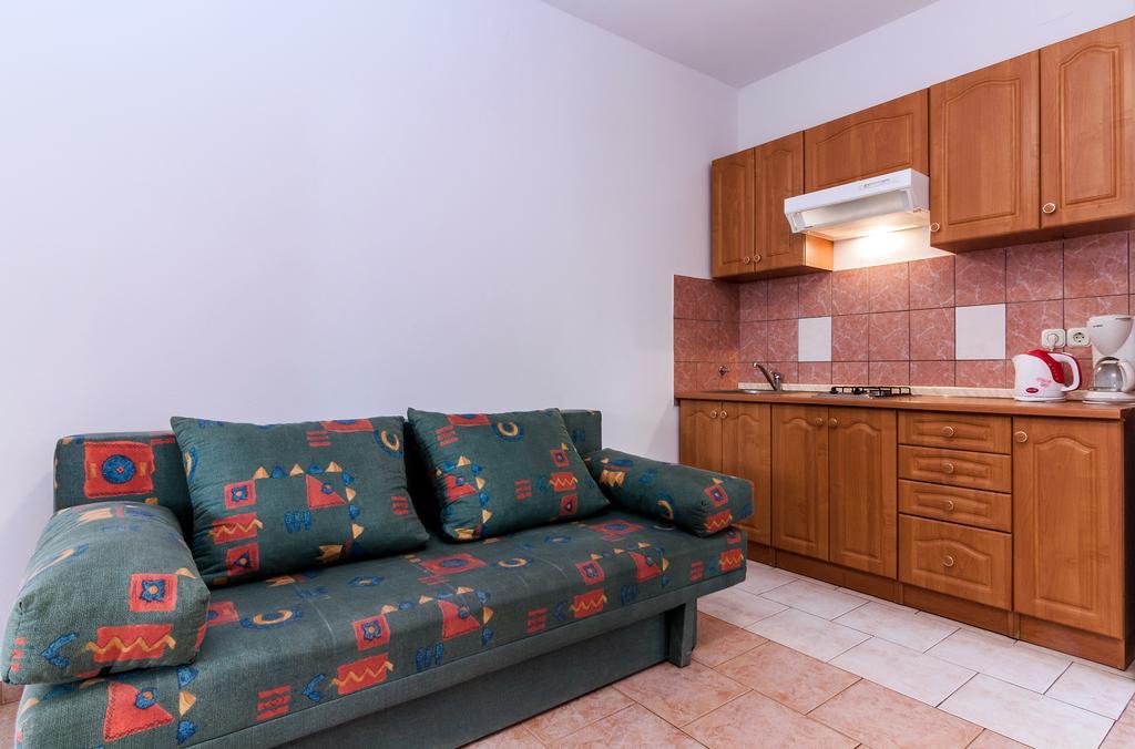 Villa Mare Apartments Vir Exterior foto